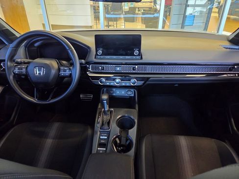 Certified 2025 Honda Civic Sport image 28