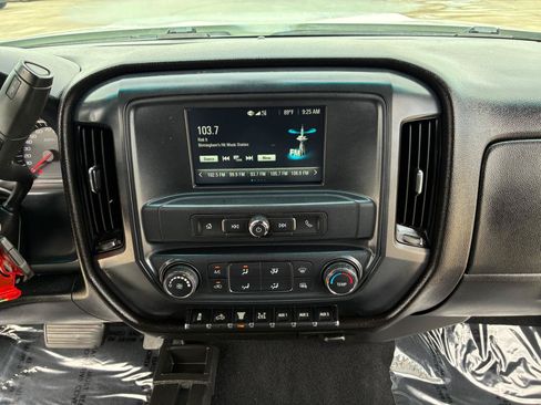 Used 2019 GMC Sierra 3500 4x4 Crew Cab w/ Sierra Convenience Package image 17