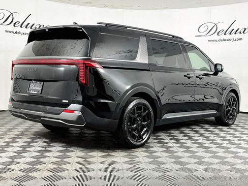 Used 2025 Kia Carnival SX Prestige FWD image 6