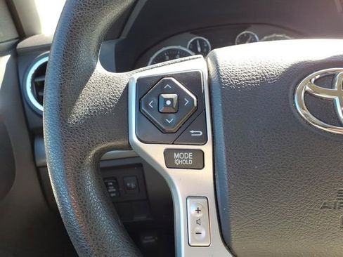 Used 2015 Toyota Tundra SR5 w/ SR5 Upgrade Package image 19