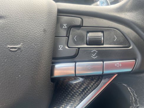 Used 2023 Cadillac XT6 Sport w/ Technology Package AWD/4WD image 19