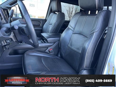 Used 2023 RAM 2500 Limited w/ Towing Technology Group image 4
