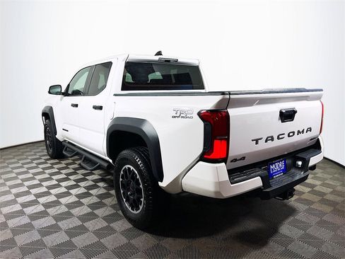 Used 2024 Toyota Tacoma TRD Off-Road image 6