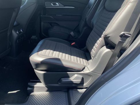 New 2026 Ford Explorer ST-Line image 11