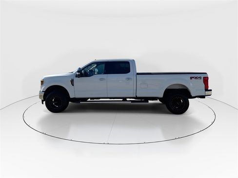 Used 2019 Ford F350 Lariat w/ Chrome Package image 5