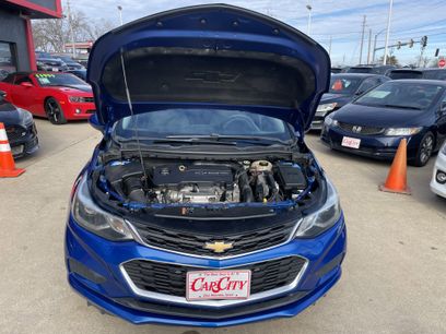 Used 2017 Chevrolet Cruze LT w/ Convenience Package