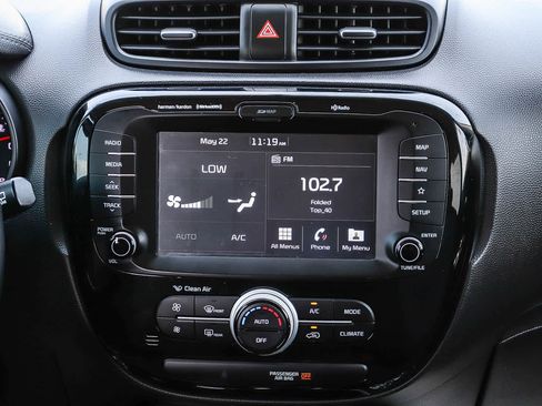 Used 2019 Kia Soul + w/ Audio Package FWD image 17