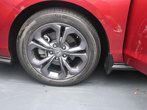 Used 2023 Honda Accord EX image 10