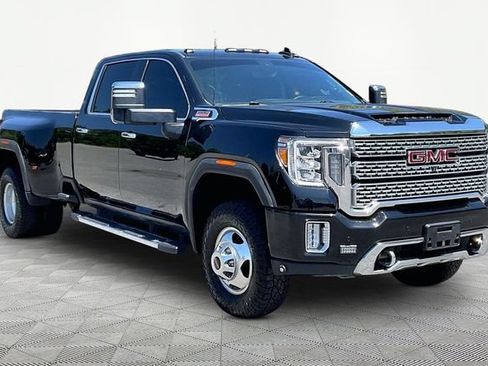 Used 2022 GMC Sierra 3500 Denali w/ Denali Ultimate Package AWD/4WD image 1