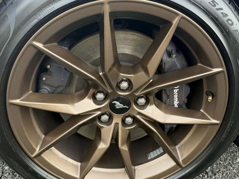 Used 2025 Ford Mustang Dark Horse image 11