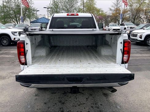 Used 2022 GMC Sierra 2500 Pro w/ Convenience Package AWD/4WD image 4