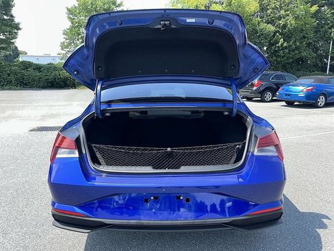 Used 2023 Hyundai Elantra Blue FWD image 33