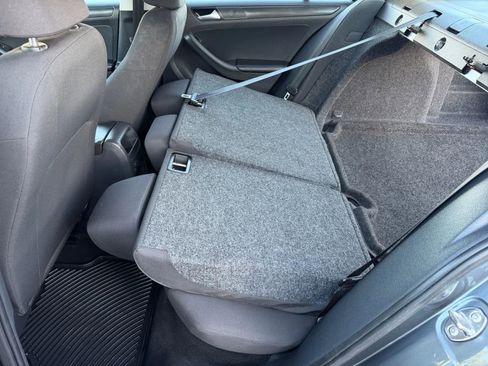 Used 2015 Volkswagen Jetta S image 20