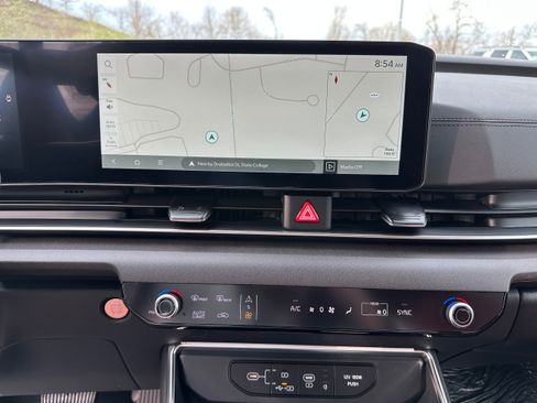 New 2026 Kia Carnival EX image 35