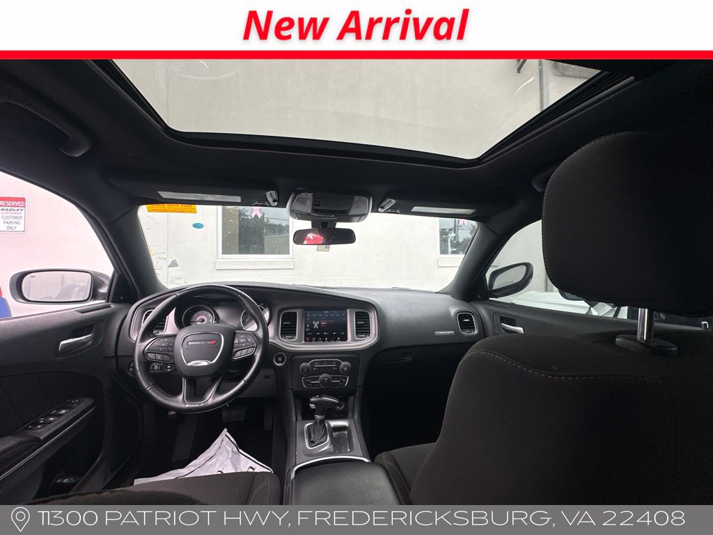 Used 2023 Dodge Charger SXT w/ Cold Weather Package RWD image 4