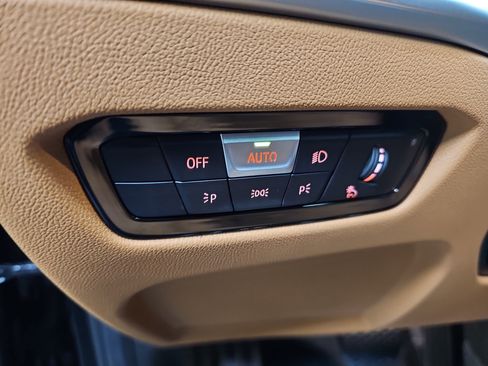 New 2026 BMW 330i Sedan w/ Premium Package image 27