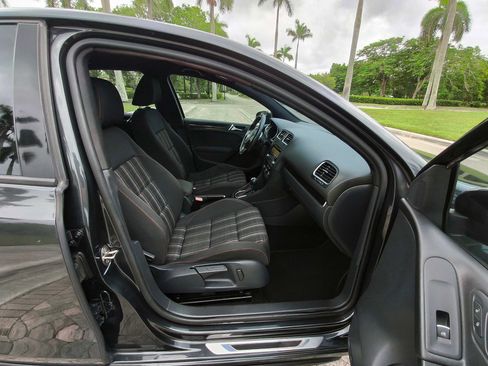 Used 2014 Volkswagen GTI Wolfsburg Edition FWD image 35