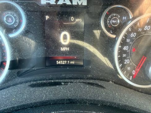 Used 2024 RAM 2500 Big Horn AWD/4WD image 21
