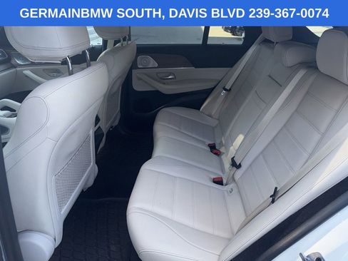 Used 2024 Mercedes-Benz GLE 350 4MATIC image 36