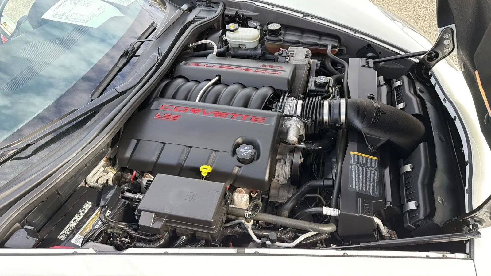 Used 2005 Chevrolet Corvette Coupe w/ Preferred Equipment Group RWD image 16