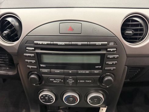 Used 2011 MAZDA MX-5 Miata Sport RWD image 41