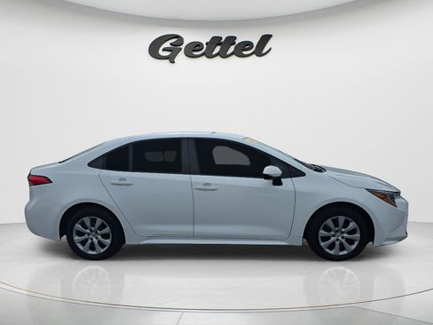 Used 2022 Toyota Corolla LE FWD image 4
