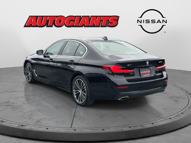Used 2023 BMW 530i xDrive w/ Convenience Package AWD/4WD image 5
