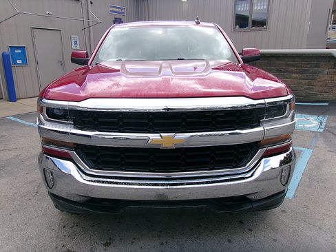 Used 2018 Chevrolet Silverado 1500 LT w/ All Star Edition image 2