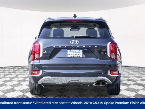 Used 2020 Hyundai Palisade Limited image 15