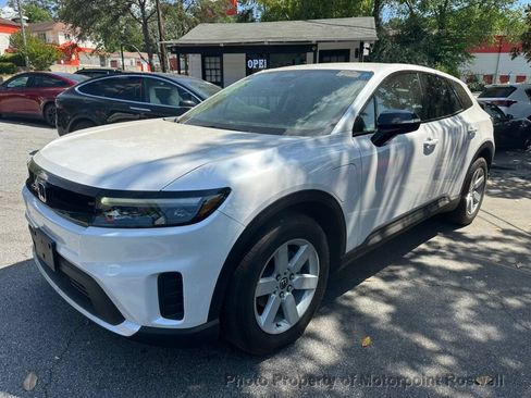 Used 2024 Honda Prologue EX image 3