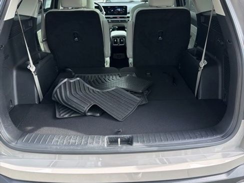 Certified 2025 Kia Sorento SX image 28