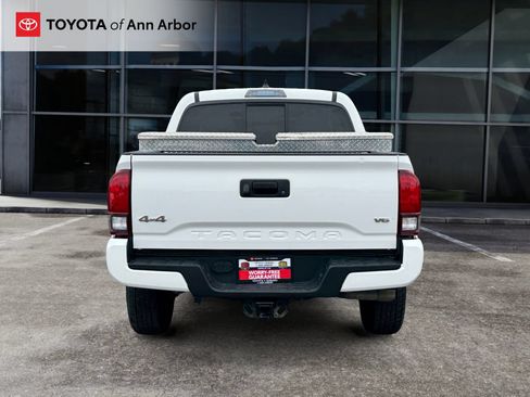 Used 2023 Toyota Tacoma SR AWD/4WD image 9