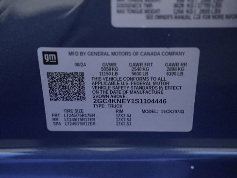 Used 2025 Chevrolet Silverado 2500 LT w/ Safety Package AWD/4WD image 6