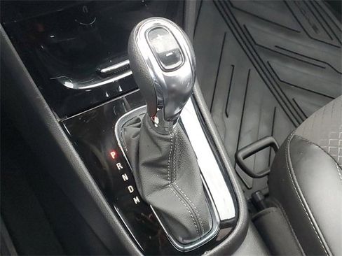 Certified 2022 Buick Encore Preferred w/ Safety Package image 27