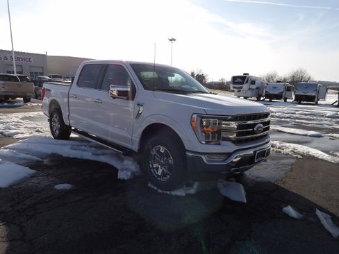 Used 2022 Ford F150 Lariat image 4