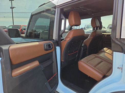 Used 2024 Ford Bronco Heritage Edition image 11
