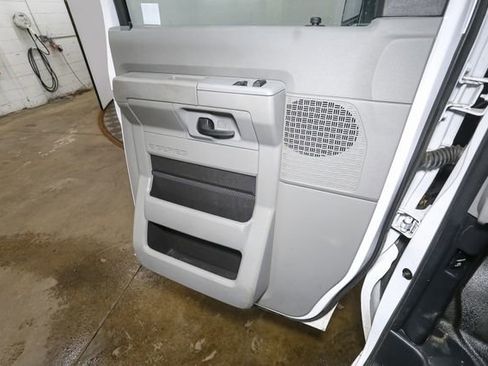Used 2022 Ford E-350 and Econoline 350 Super Duty w/ Power Windows & Locks Group RWD image 27