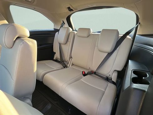 New 2026 Honda Odyssey EX-L image 16