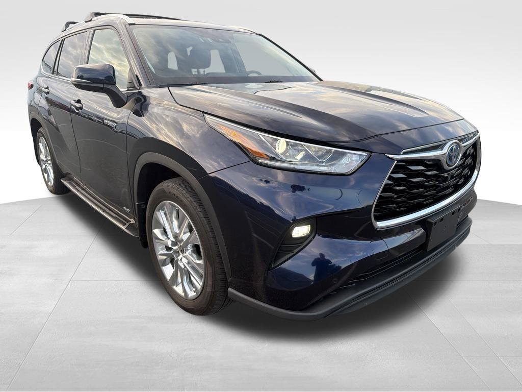 Used 2021 Toyota Highlander Limited AWD/4WD image 7