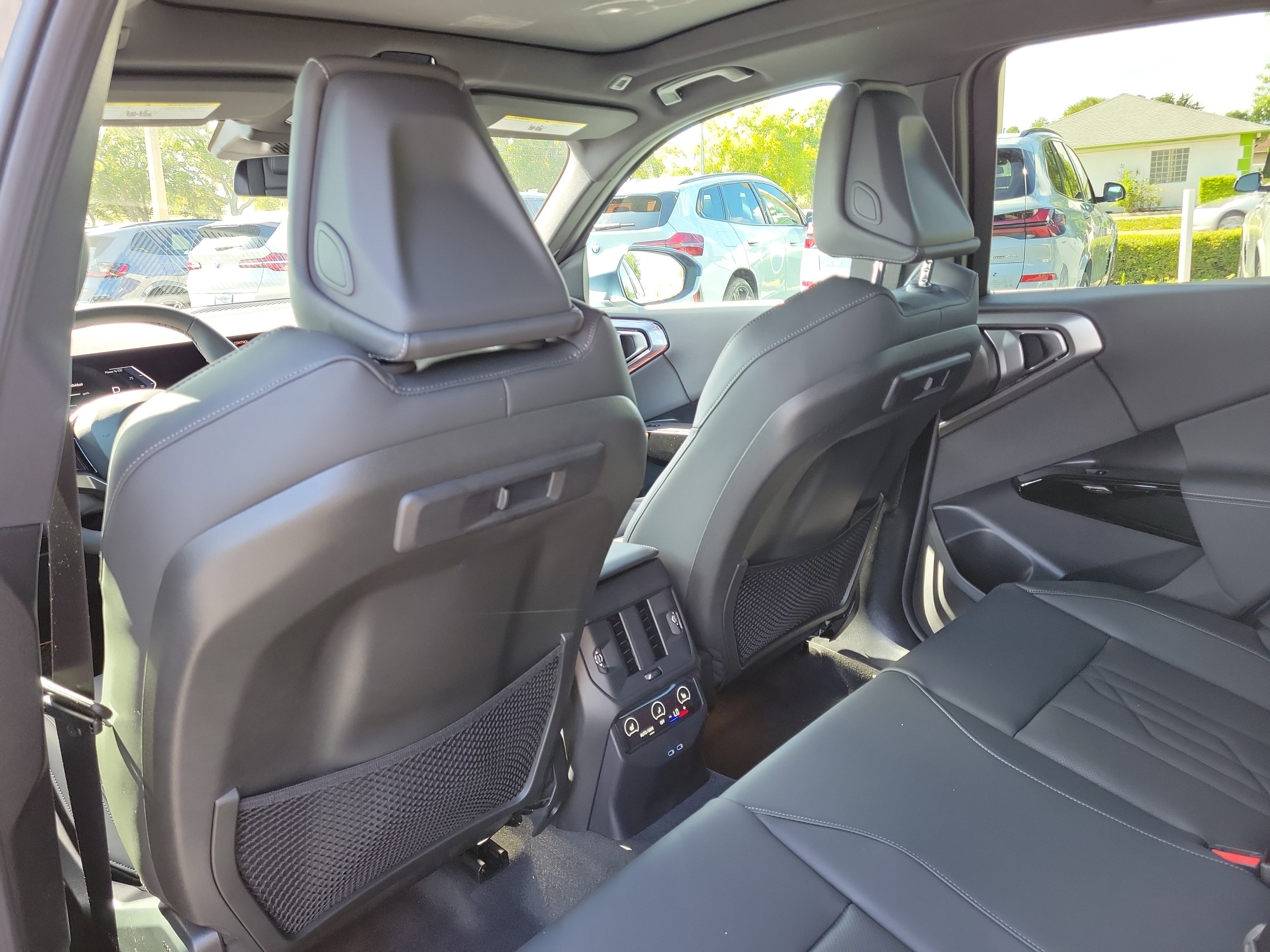 New 2026 BMW X3 xDrive30i w/ Convenience Package AWD/4WD image 9