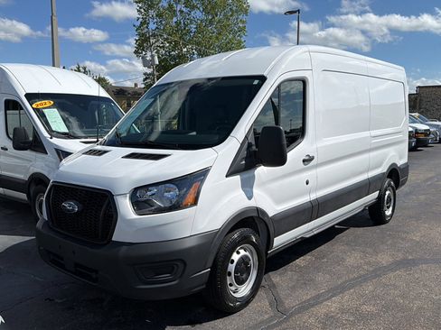 Used 2023 Ford Transit 250 Medium Roof RWD image 3