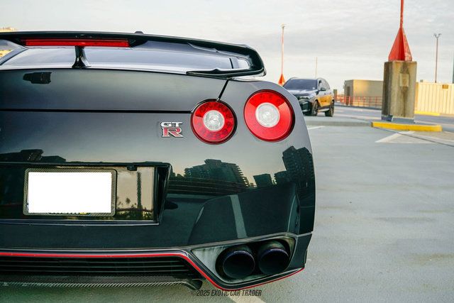 Used 2014 Nissan GT-R Premium w/ Premium Interior Package AWD/4WD image 70