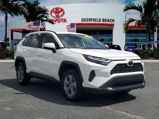 Used 2025 Toyota RAV4 XLE video 1