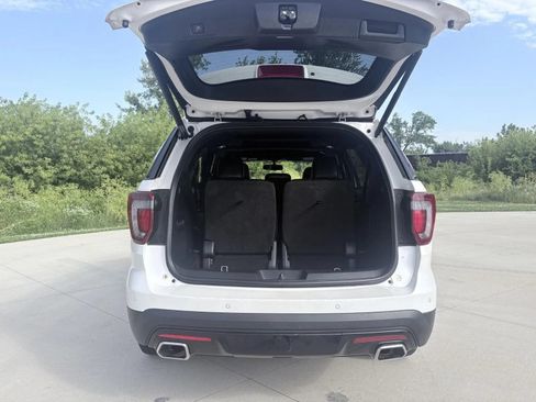 Used 2017 Ford Explorer Sport AWD/4WD image 8