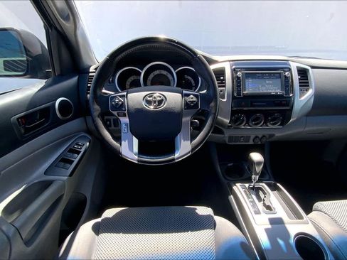 Used 2015 Toyota Tacoma PreRunner RWD image 14