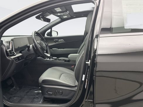Used 2024 Kia Sportage X-Line image 11