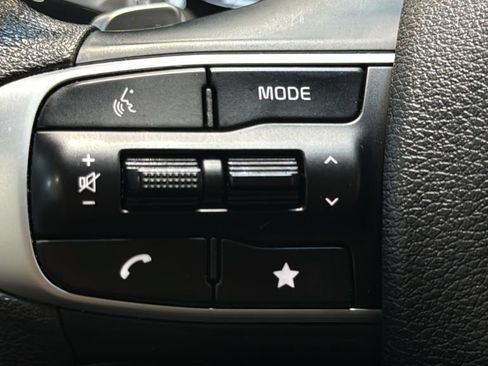 Used 2023 Kia Sportage LX AWD/4WD image 23