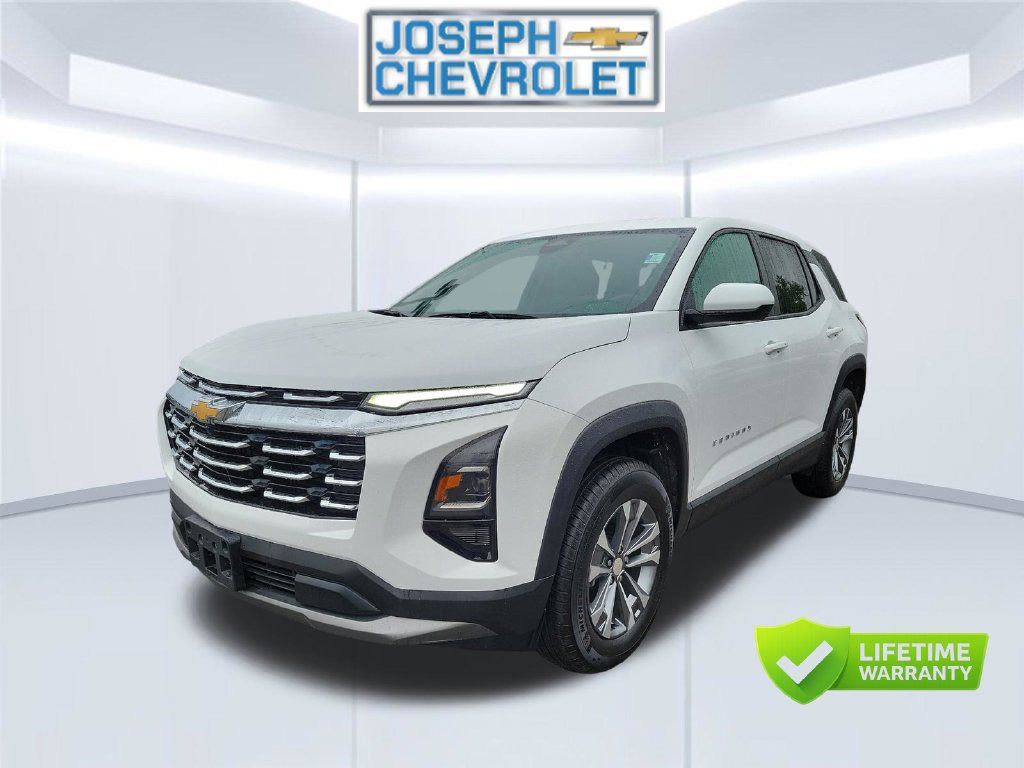 Used 2026 Chevrolet Equinox LT w/ Convenience Package II AWD/4WD image 2