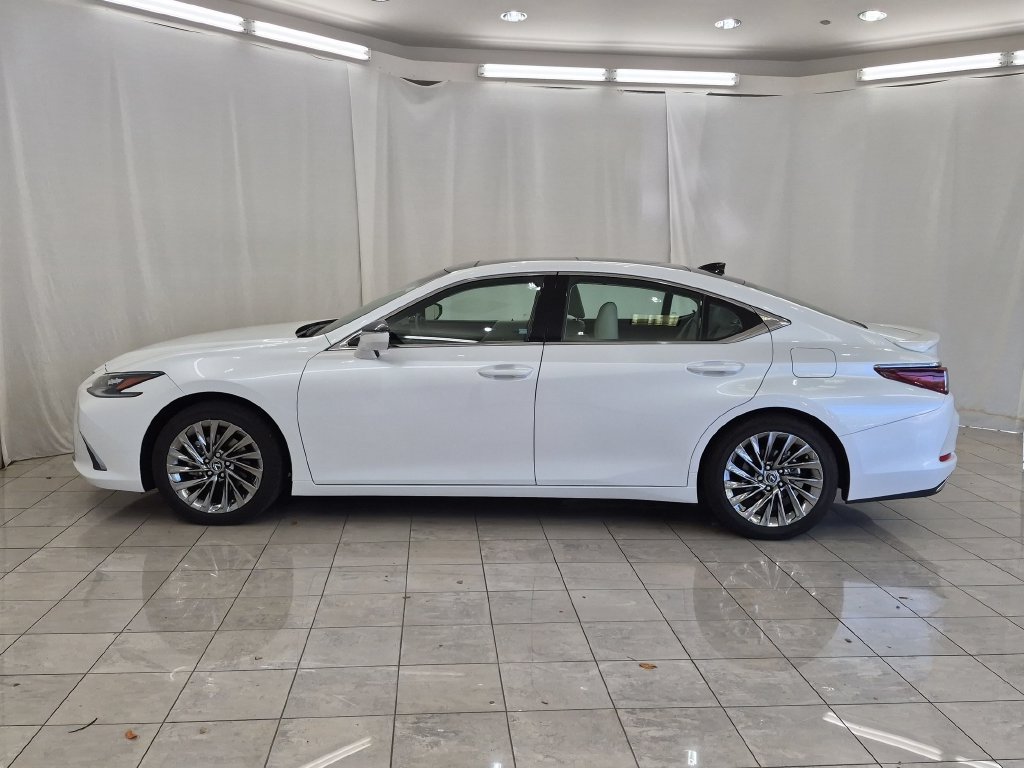 Used 2025 Lexus ES 350 Ultra Luxury w/ Accessory Package (Z1) FWD image 5