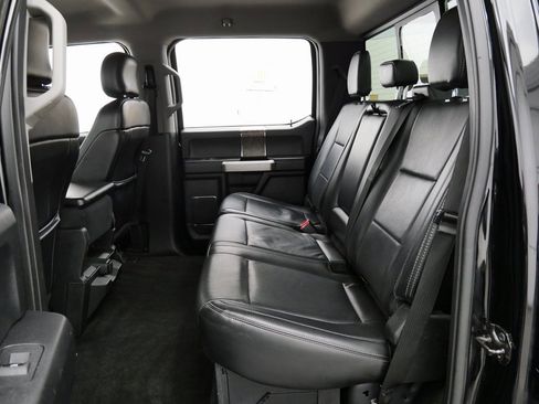 Used 2017 Ford F250 Lariat w/ Chrome Package image 21